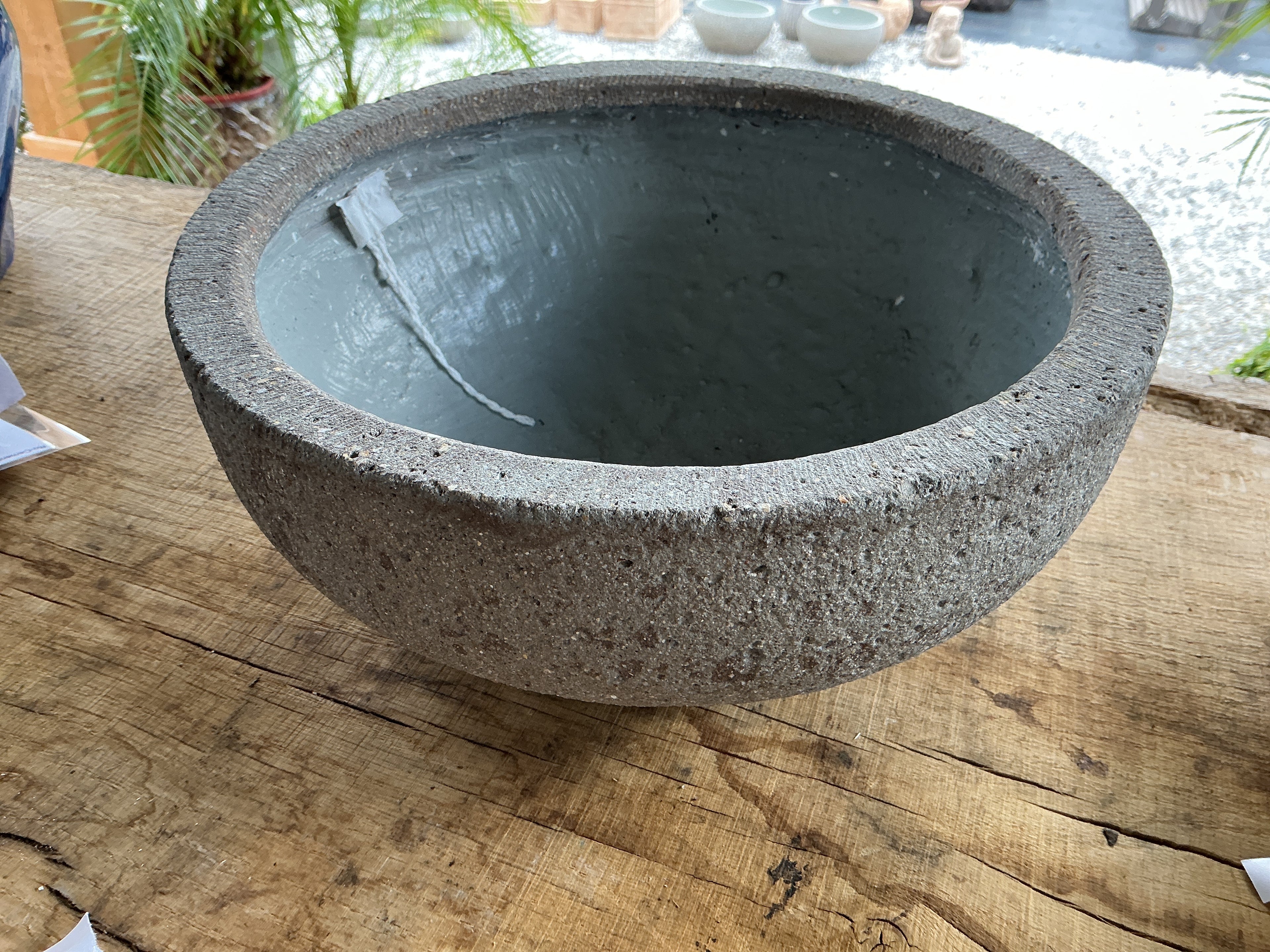 Miska Ficonstone Planter-small
